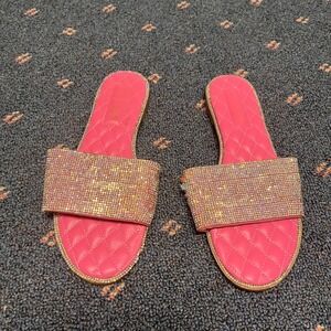 Lemonade Womens Sz 7.5 Sandals Pink Rhinestone Flats Quilted Open Slip On Barbie